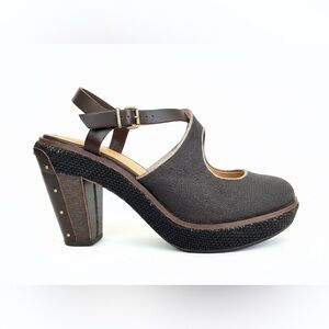 Timberland Boot Company Women’s T-Strap Canvas Leather Wedge Sandals- Size 9